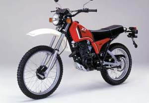 Yamaha XT125 82  2